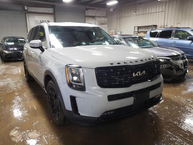 Kia Telluride Glacier White