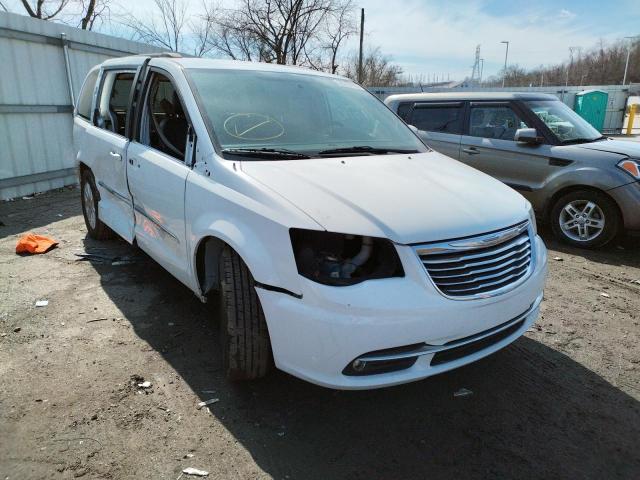 2016 CHRYSLER TOWN & COU - 2C4RC1BG5GR268606