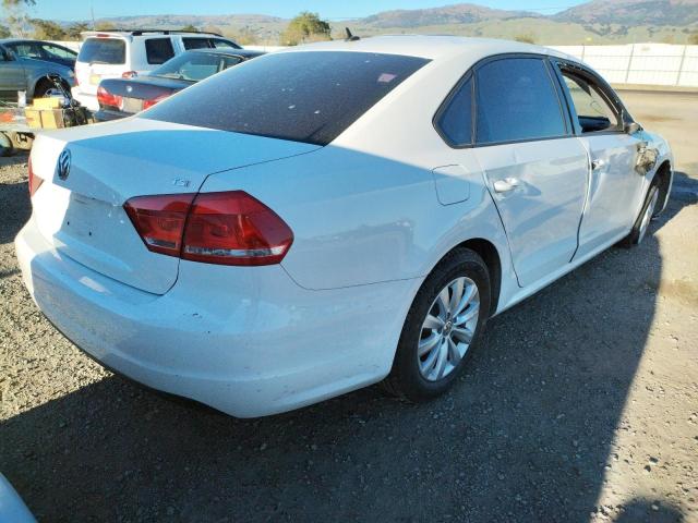 1VWAT7A31EC052348 Volkswagen Passat S 2014. Фото: 3