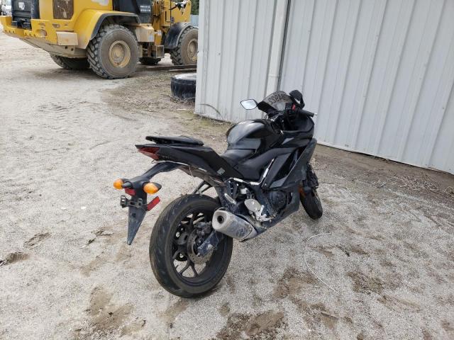 2021 YAMAHA YZFR3 A MH3RH18Y6MK005960