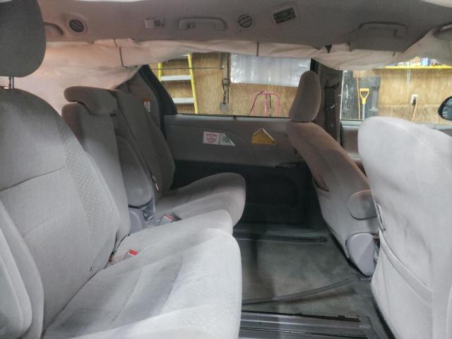 5TDKZ3DC1JS923526 Toyota Sienna Le 2018. Фото: 5