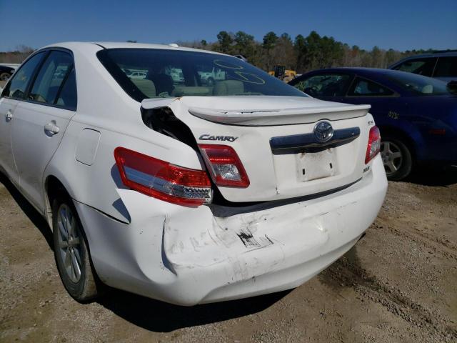 4T1BF3EKXBU648715 Toyota Camry Base 2011. Фото: 8