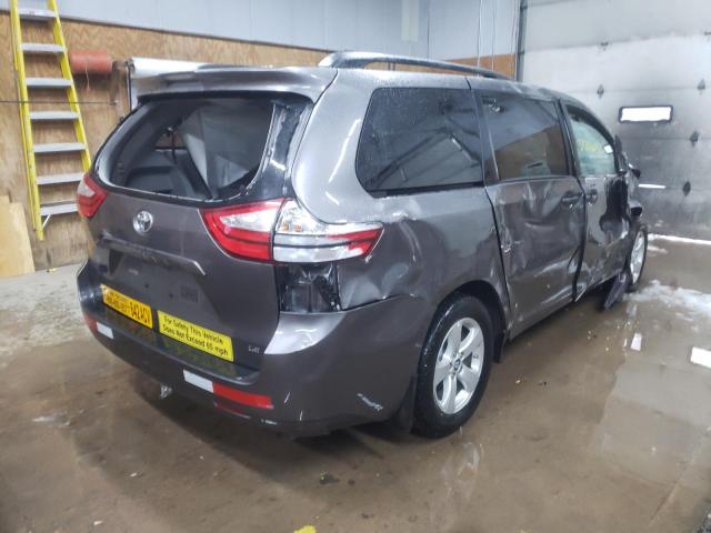 5TDKZ3DC1JS923526 Toyota Sienna Le 2018. Фото: 3