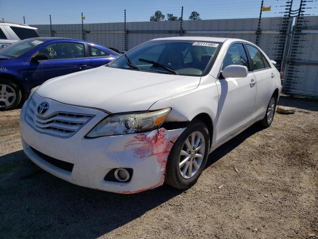 4T1BF3EKXBU648715 Toyota Camry Base 2011. Фото: 1