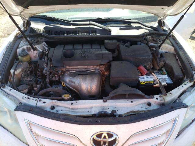 4T1BF3EKXBU648715 Toyota Camry Base 2011. Фото: 6