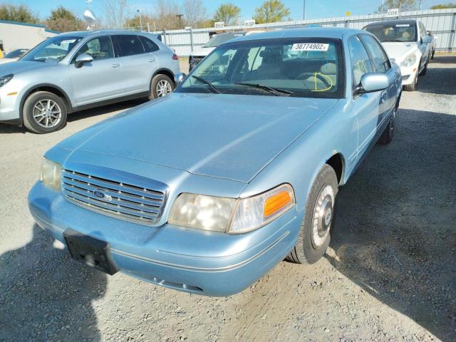 2FAFP73W31X206596 Ford Crown Vict 2001. Фото: 1
