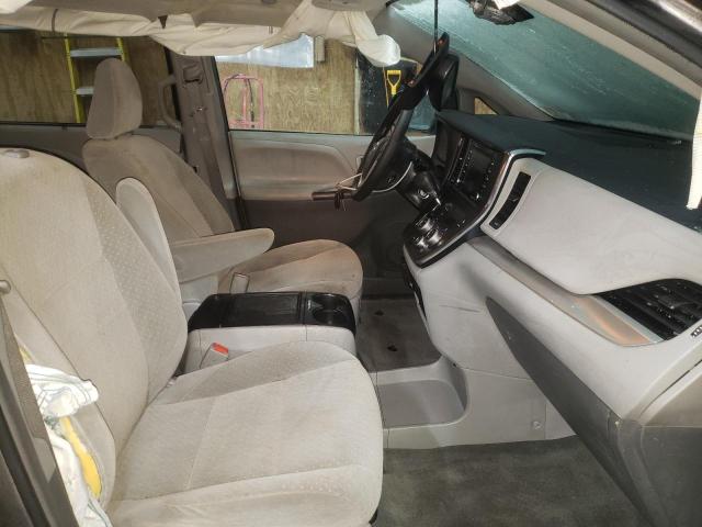 5TDKZ3DC1JS923526 Toyota Sienna Le 2018. Фото: 4