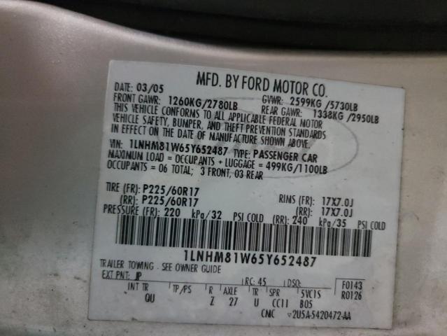 1LNHM81W65Y652487 Lincoln Town Car Signature