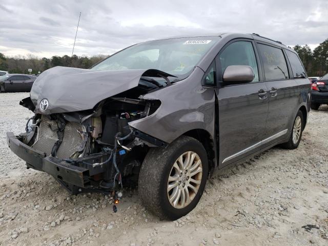5TDYK3DC3CS258338 Toyota Sienna Xle 2012. Фото: 1