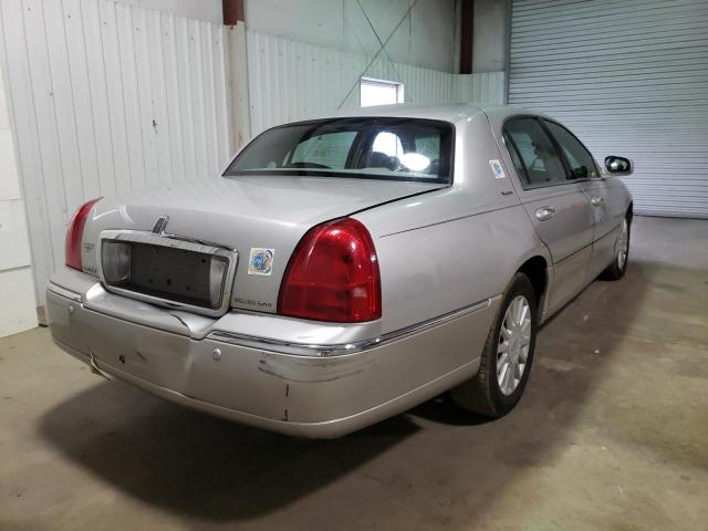 1LNHM81W65Y652487 Lincoln Town Car Signature