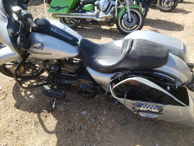 2019 HARLEY-DAVIDSON FLHXS 1HD1KRP10KB625540