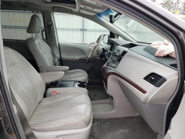 5TDYK3DC3CS258338 Toyota Sienna Xle 2012. Фото: 4