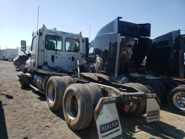 3AKJGEBG2FSGT0973 Freightliner Cascadia 1 2015. Фото: 2