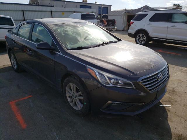 Salvage cars for sale from Copart Bakersfield, CA: 2015 Hyundai Sonata SE