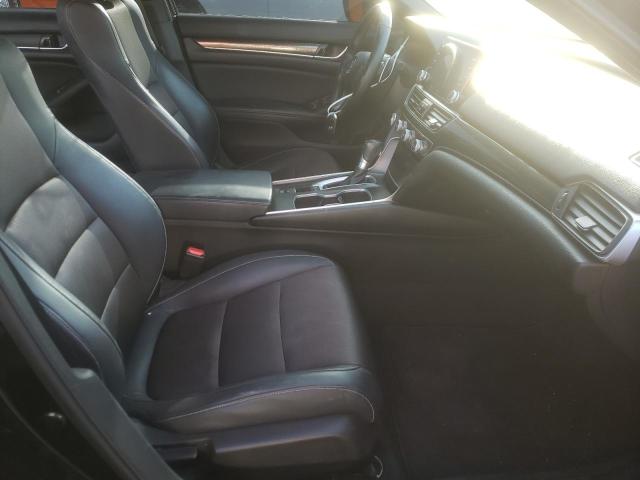 1HGCV1F33JA210692 Honda Accord Spo 2018. Фото: 4