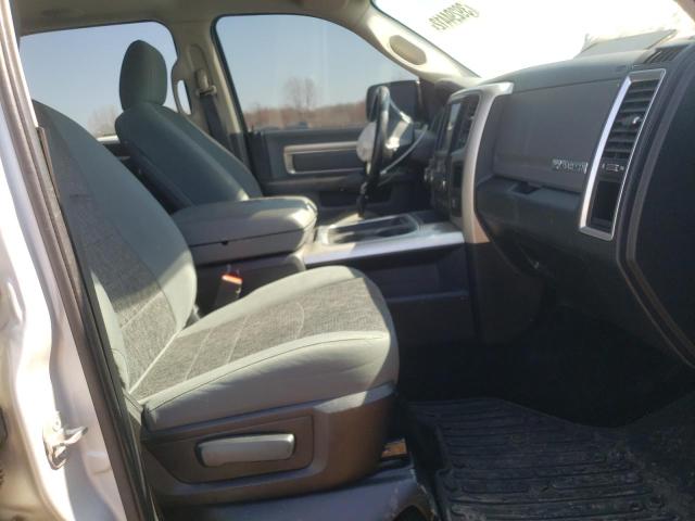 2016 RAM 1500 SLT 1C6RR7LTXGS196286