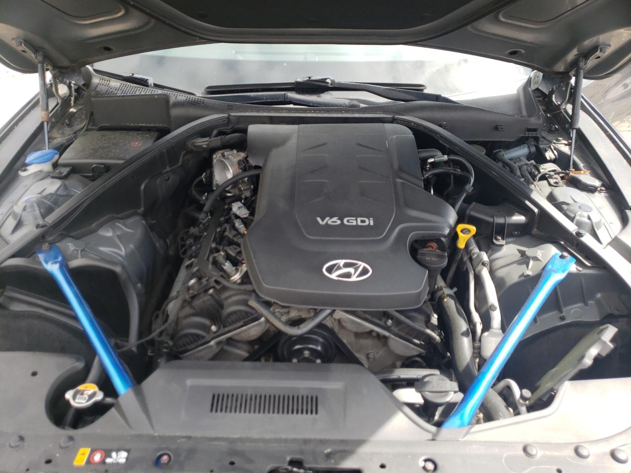 2015 Hyundai Genesis - Image 7