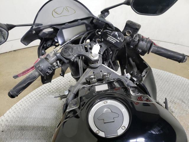 2021 YAMAHA YZFR3 A MH3RH18Y7MK007927