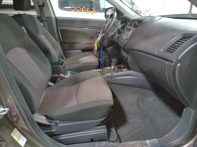 JA4AR3AW4HZ019702 Mitsubishi Outlander 2017. Фото: 4