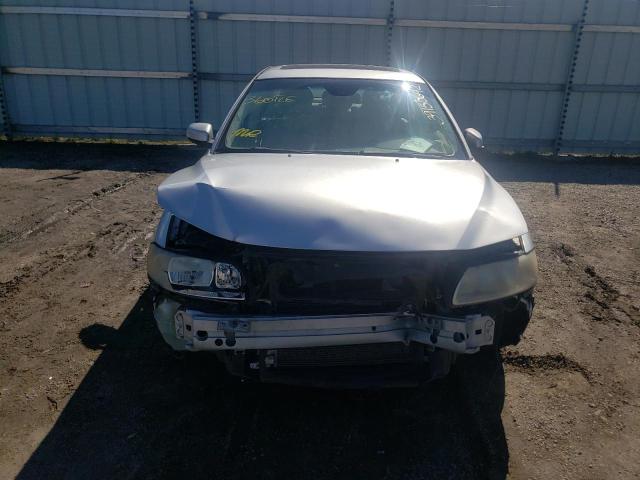 VOLVO S60 2003 SILVER Photo 9