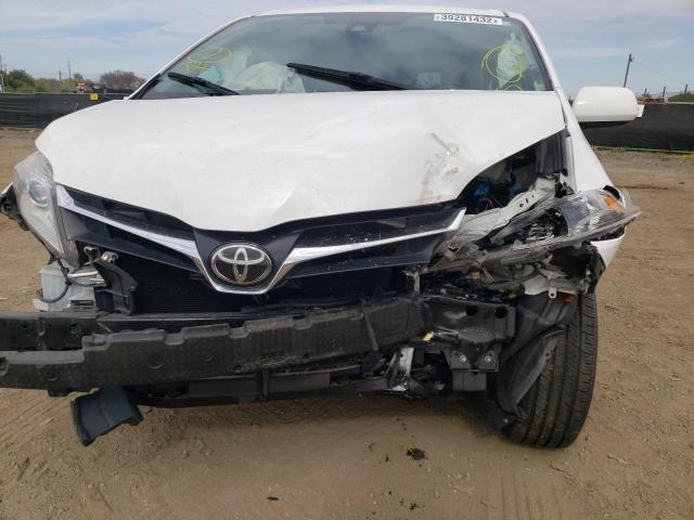 5TDKZ3DC1JS914471 Toyota Sienna Le 2018. Фото: 8