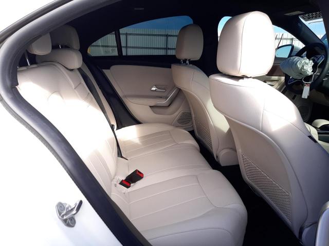 2022 MERCEDES-BENZ CLA250 W1K5J4GB4NN264078