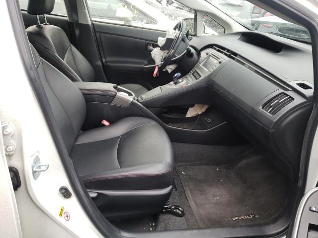 JTDKN3DU8D5621746 Toyota Prius 2013. Фото: 4
