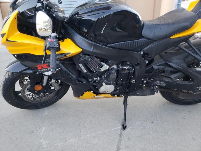 2017 SUZUKI GSX-R600 JS1GN7FA2H2100345