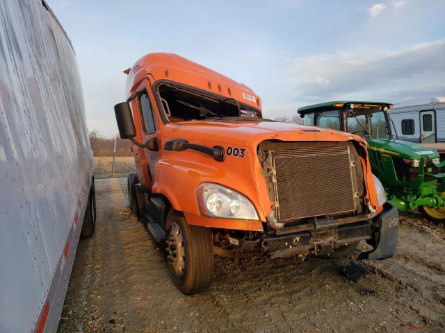 Salvage trucks for sale at Columbia, MO auction: 2014 Freightliner Cascadia 1