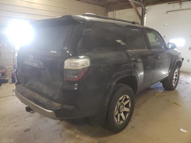 2019 TOYOTA 4RUNNER SR JTEBU5JR4K5670627