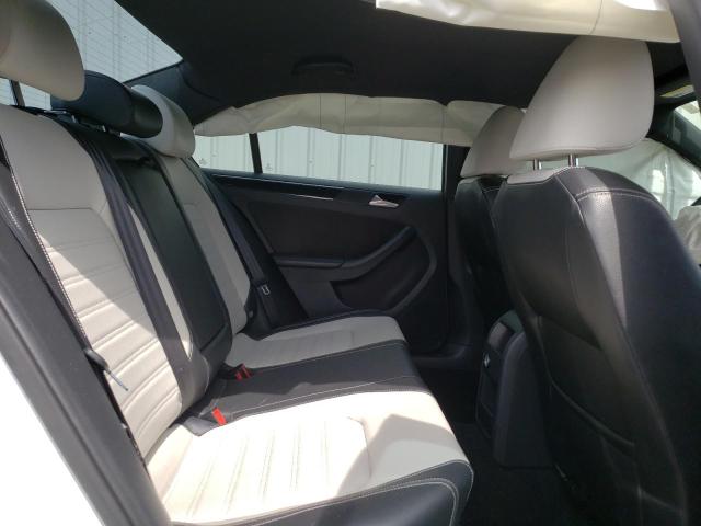 2015 VOLKSWAGEN JETTA SE 3VWD17AJ3FM211551