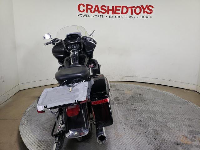 2017 HARLEY-DAVIDSON FLTRU 1HD1KGD15HB693625