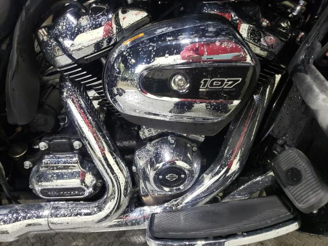 2017 HARLEY-DAVIDSON FLTRU 1HD1KGD15HB693625