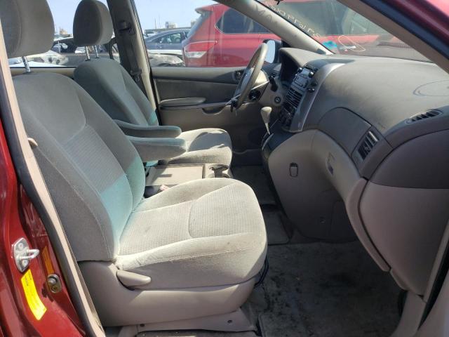 5TDKK4CC7AS307227 Toyota Sienna Ce 2010. Фото: 4