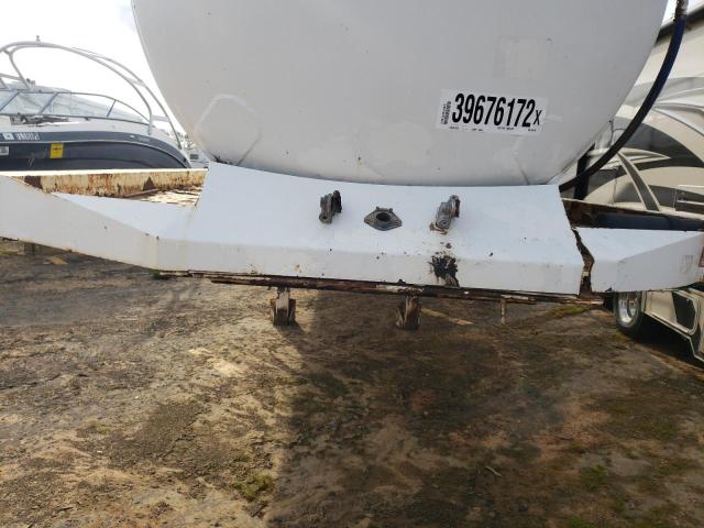 Фото: 3BYD6VH29CH005142 - 7