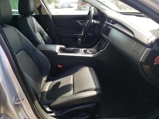 2017 JAGUAR XF SAJBR4BVXHCY26588