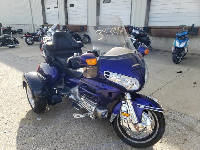 Salvage cars for sale from Copart Louisville, KY: 2002 Honda GL1800