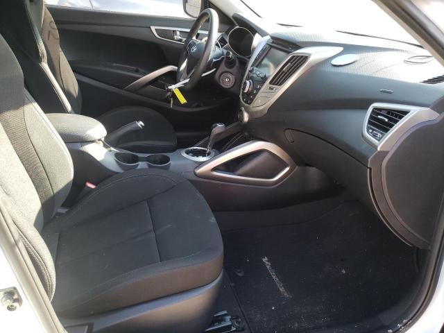 KMHTC6AD9FU231873 Hyundai Veloster 2015. Фото: 4