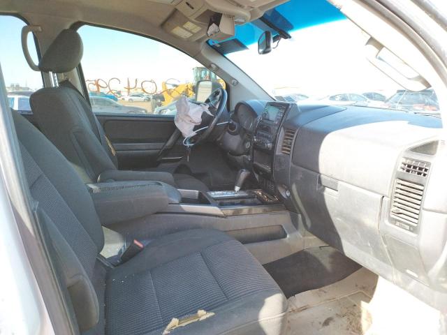 1N6AA0EC4DN303647 Nissan Titan S 2013. Фото: 4