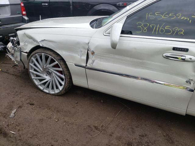 1LNHM82V07Y601785 Lincoln TOWNCAR