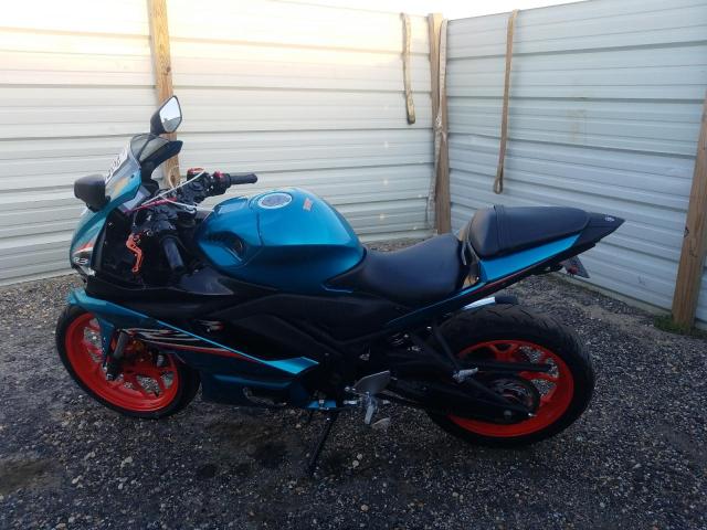 2021 YAMAHA YZFR3 A MH3RH18Y7MK007488