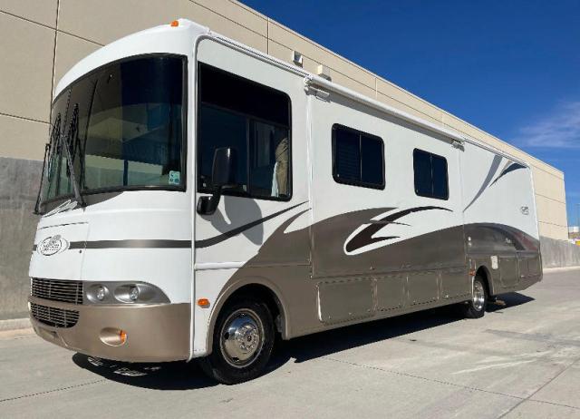 5B4LP57G643395563 Workhorse Custom Chassis Motorhome 2004. Фото: 1