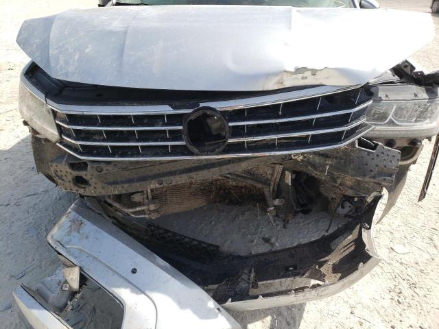 2017 VOLKSWAGEN PASSAT SEL 1VWCT7A37HC020839