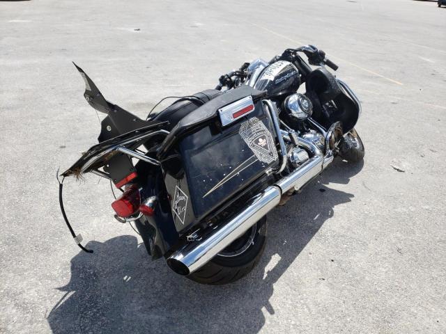 2011 HARLEY-DAVIDSON FLTRU 1HD1KGM12BB628156
