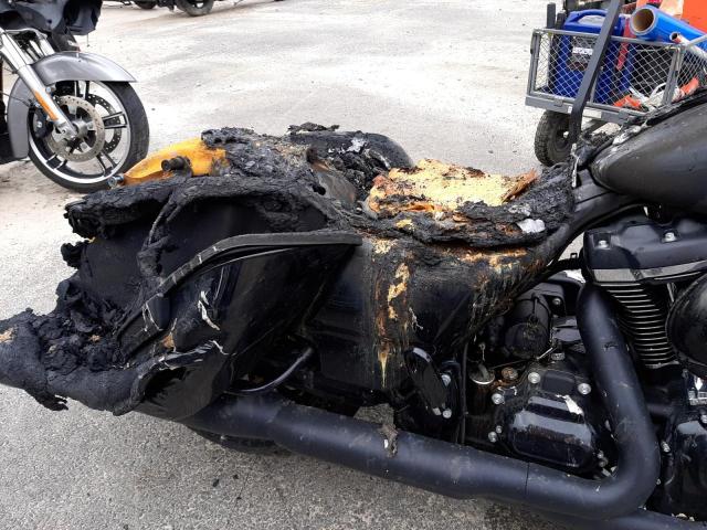 2019 HARLEY-DAVIDSON FLHXS 1HD1KRP15KB656413