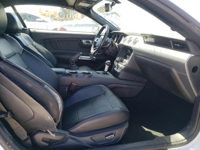 1FATP8UH6K5181608 Ford Mustang 2019. Фото: 4