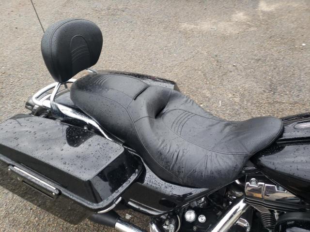2008 HARLEY-DAVIDSON FLHX 1HD1KB4138Y656900