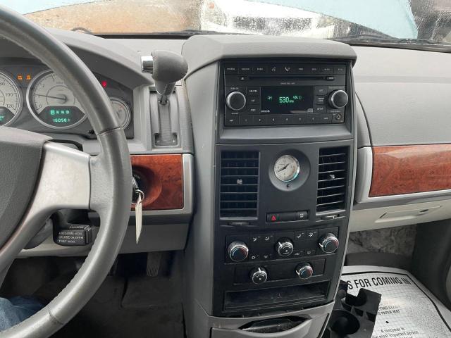 2A8HR54P88R760247 Chrysler Town & Cou 2008. Фото: 8