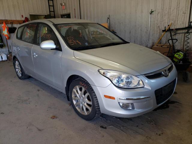 Salvage cars for sale from Copart Lyman, ME: 2009 Hyundai Elantra TO