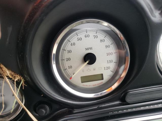 2011 HARLEY-DAVIDSON FLHX 1HD1KBM15BB674308